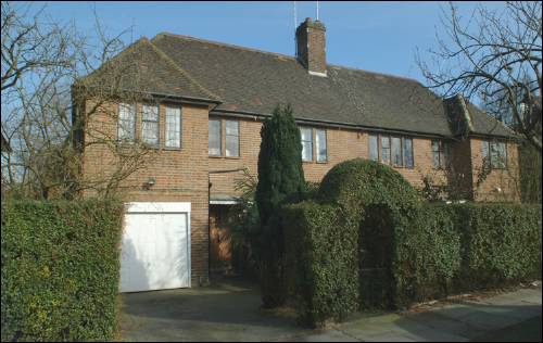 58 Litchfield Way